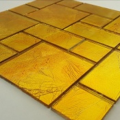 سرامیک شیشه ای طرح 2200 طلایی ابعاد 30*30-سرامیک بهینا تایل-Ceramic Glass 2200 Behina Tile